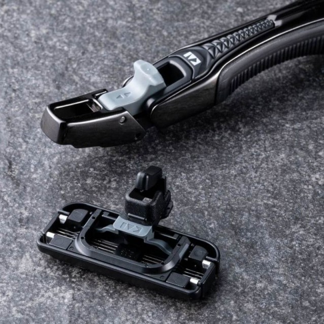 Aparat de Ras Japonez Kai Auger + 5 Lame de Rezervă (Sistem 5 Lame) -