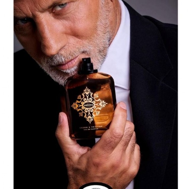 Apa de Parfum Cedru si Vetiver Antiga Barbearia de Bairro - Parfum de nisa lemnos -