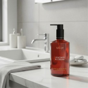 Gel Dus si Sapun Maini The Scottish Fine Soaps Leather Cedar