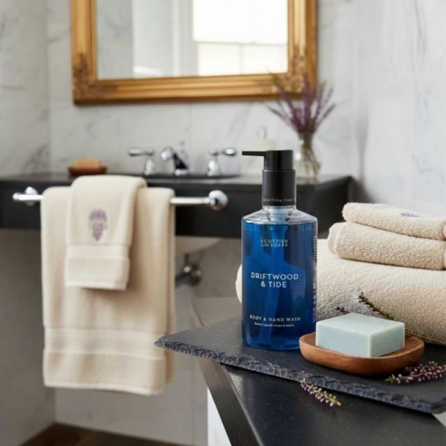 Gel Dus si Sapun Maini The Scottish Fine Soaps Driftwood Tide - The Scottish Fine Soaps Company