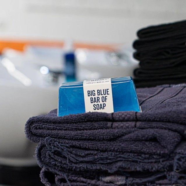 Sapun pentru corp The Bluebeards Revenge Big Blue Bar - Bluebeards Revenge Sapun pentru corp The Bluebeards Revenge Big Blue Bar - Bluebeards Revenge