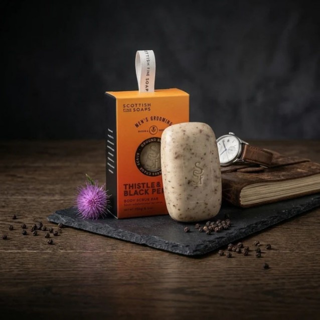 Sapun Exfoliant pentru Corp Scottish Fine Soaps Thistle & Black Pepper 